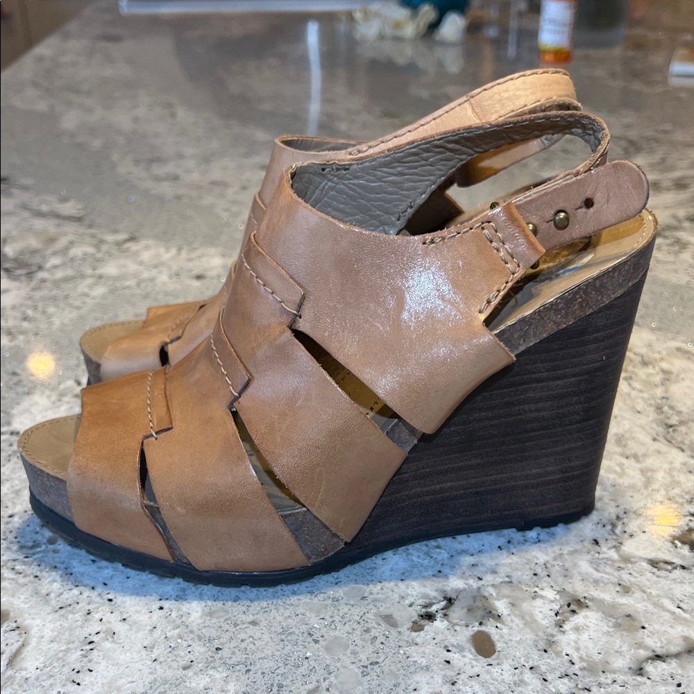 Franco Sarto Brown Leather Wedge Sandals Size 7.5 EUC - Picture 5 of 10